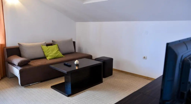 Семейный люкс с балконом Kadiyata Guest House