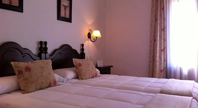 Двухместный номер Classic с балконом Hotel El Molino