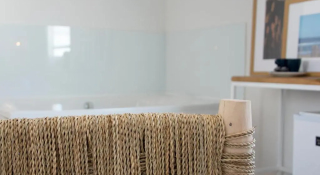 Полулюкс YOU & CO. Saler Beach Boutique