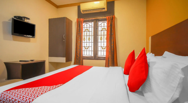 OYO Flagship 76696 Skyry Hotels, Забронировать Отель Теруванмиюр Ченнаи, рядом с Ashtalakshmi Temple