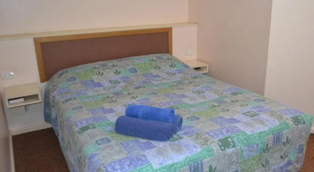 The Lodge Motel, Book Motel Port Hedland Pilbara