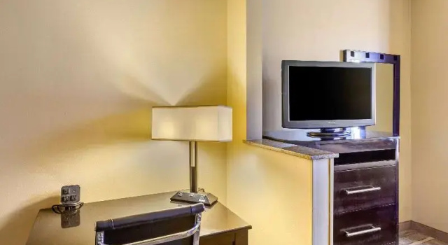 Номер Standard Quality Suites Sherman