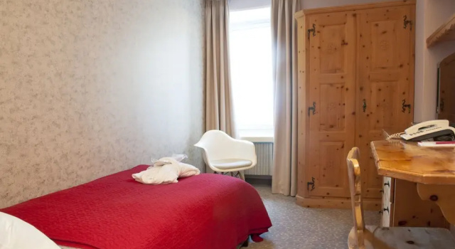 Одноместный номер Standard Hotel Rosatsch Sleep Only
