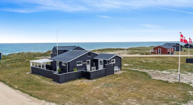 "Rieke" - 40m from the sea in NW Jutland, Rezervovat Hotel Hjorring 