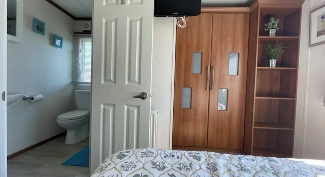 Коттедж 27 Tower View Pevensey Bay Holiday Park Beach