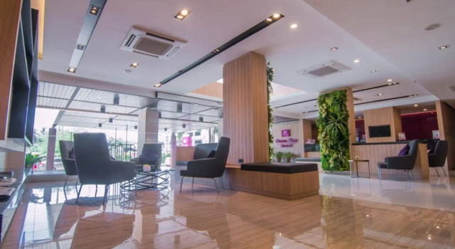 Pacific Park Hotel
