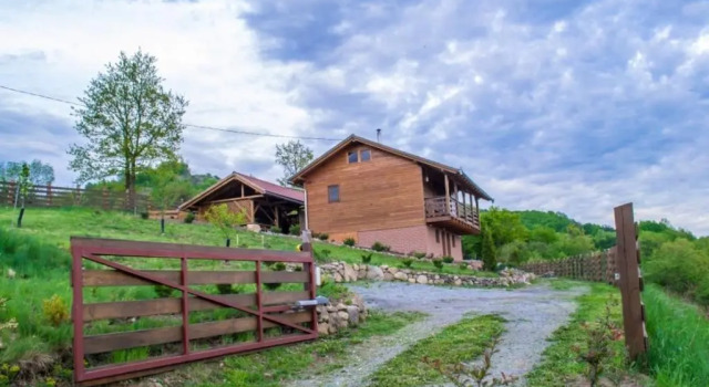 Вилла с 2 комнатами Casa Szabó Ház