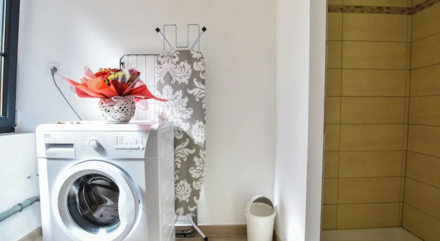 Romantic City House With Private Terrace and 15 min From the Beach, Rezerwuj Hotel Rochefort Charente-Maritime