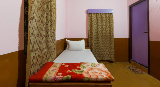 SPOT ON 43459 Oasis Lodge, Book Hotel Jorhat Assam