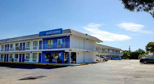 Motel 6-Lantana West Palm Beach, FL, 预订 汽车旅馆 兰塔纳 Palm Beach County