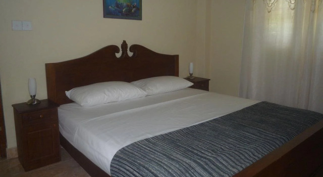 Villa Romagna, Book Villa Sommerhuse i Thalaramba, Hytte