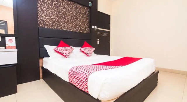 Люкс Deluxe OYO 1581 Hotel Grand Palace