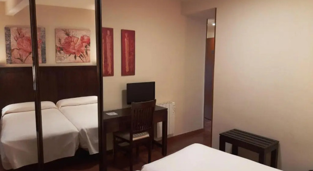 Четырёхместный номер Standard Hotel Urogallo