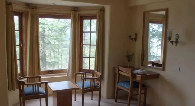 1 BR Boutique stay in Naldehra, Shimla, by GuestHouser (F78A)