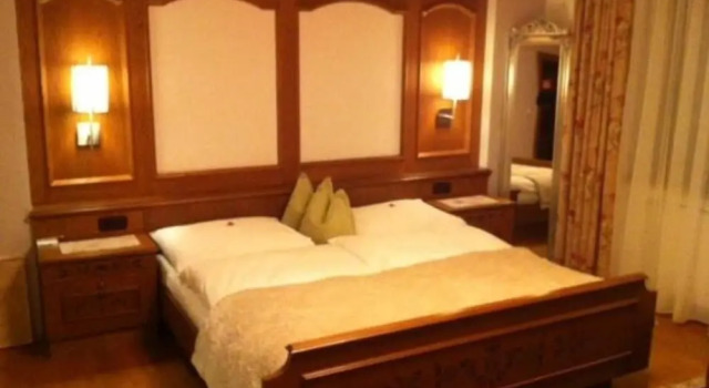 Трёхместный номер Standard с балконом Alpin Hotel Garni Eder - Private Living