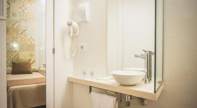 Одноместный номер Hostal Marenostrum