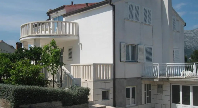 Apartments Ćenan, Забронировать Апартаменты/квартира Апартаменты Корчулы, рядом с Частный Пляж «Апартментс Ванда», Апартаменты/квартира