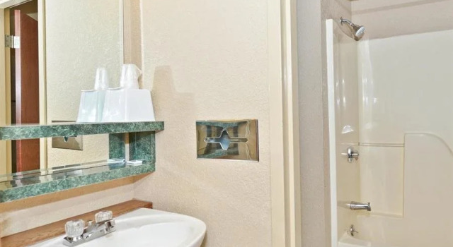 斯普林菲尔德I65战场美佳酒店(Americas Best Value Inn Springfield I65 Battlefield), Book Hotel Springfield Ozark