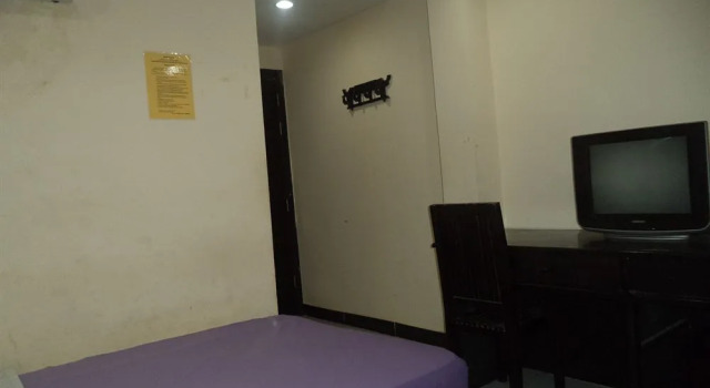 Samnang 12 Guesthouse, Buchen Sie Hotel Hotels in Kandal mit Parkplatz, Parkplätze