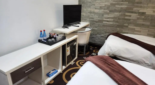 Люкс Deluxe Palm Continental Hotel