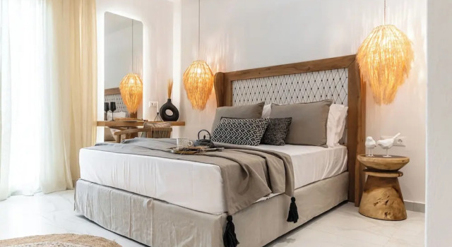V Luxury Apartments Naxos