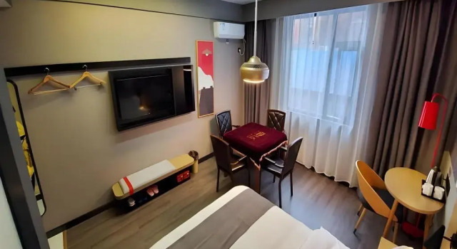 Thank Inn Hotel Hunan Changsha Yuelu Meixi Lake West Bus Station, Забронировать Отель Юлу 