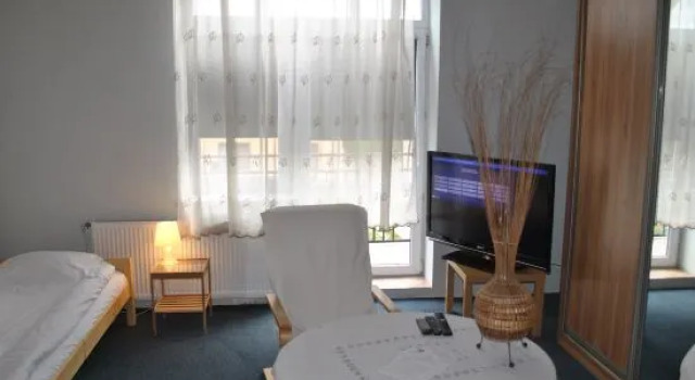 Harmonica Studio, Забронировать Отель Новы Сонч Beskid Mountains