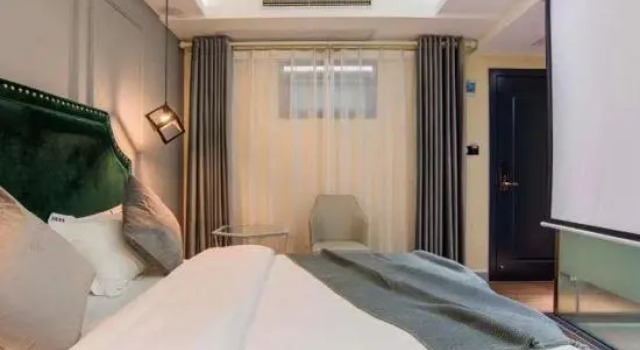 Xiangjiang Xiaozhu Hotel (Changsha Wuyi Plaza)