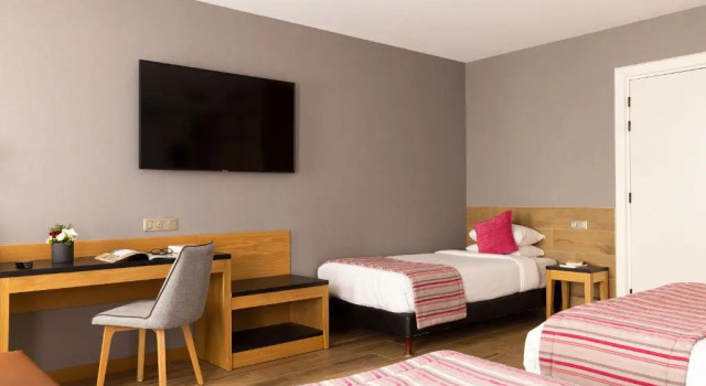 Standard quadruple chambre Hotel Bristol