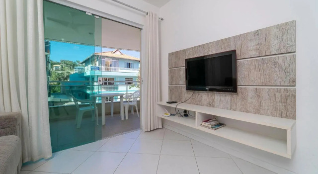 Apartamento 2 dormitórios no centro de Bombinhas