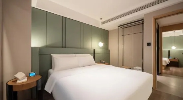 Семейный люкс с видом на реку Atour S Hotel Chongqing Jiefangbei Hongyadong Riverview