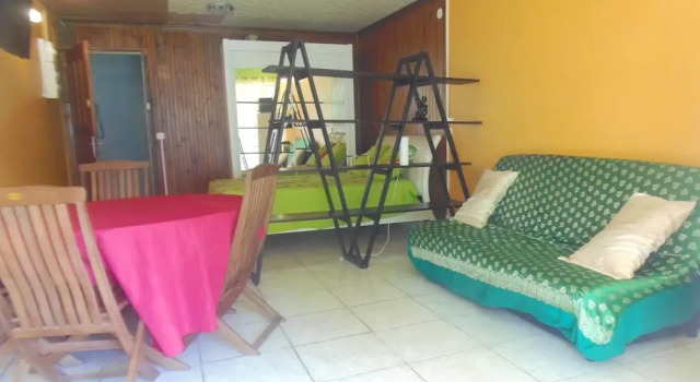 Studio in Le Moule, with Enclosed Garden And Wifi