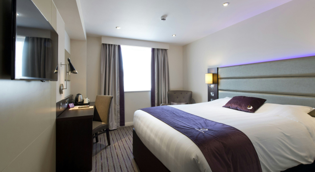 Premier Inn Rhyl Seafront, Забронировать Отель Рил Клоид