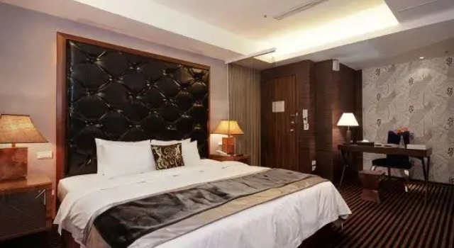 Двухместный люкс Superior Golden Hot Spring Hotel