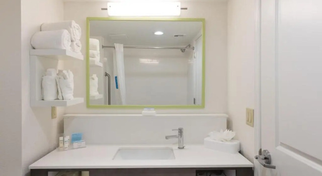 Номер Standard с видом на улицу Hampton Inn Saint Augustine Beach