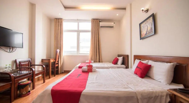 Трёхместный номер Standard RedDoorz near Dai Hoc Ha Noi