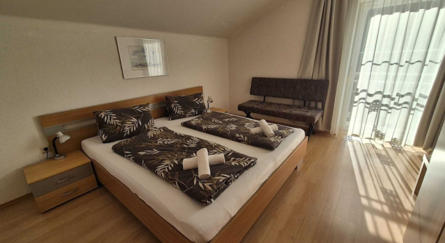 Appartementhaus Flattach Goritschnig, Prenota Residence Hotel a Carinzia con piscina, Piscina
