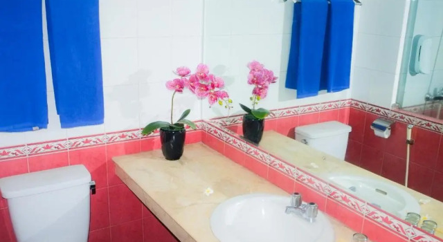 Standard Dreier Zimmer Mutiara Hotel and Convention