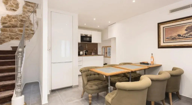 Charming house, Забронировать Отель Отели Канн с парковкой, рядом с Le Croisette Casino Barriere de Cannes, Парковка
