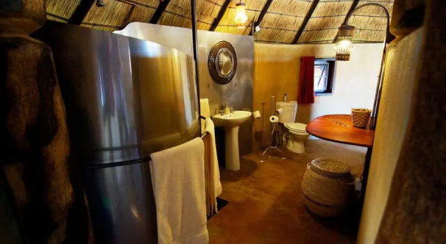 Двухместный номер Luxury Ongula Village Homestead Lodge