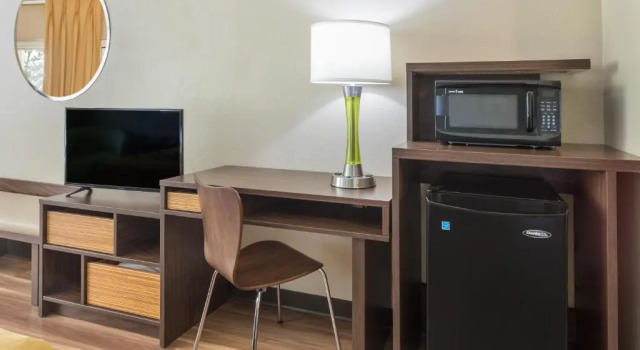 Номер Standard Super 8 by Wyndham Asheville Airport