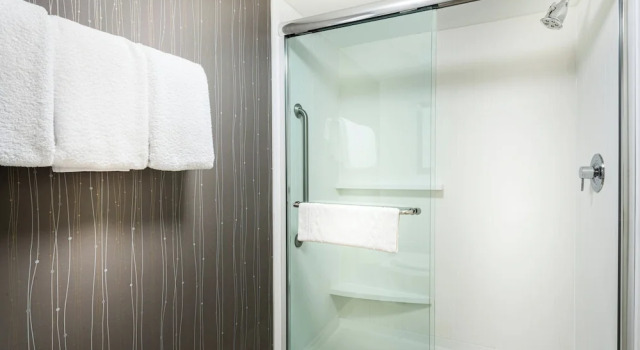 Люкс Courtyard by Marriott Lynchburg