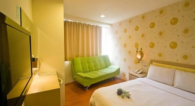 Номер Comfort Green Park Commercial Hotel