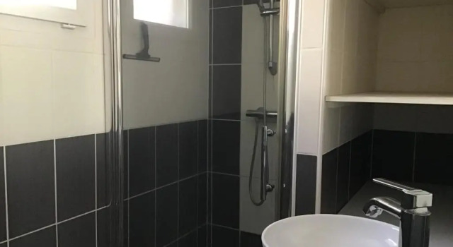 La vallée des pierres, Rezerwuj Apartament  