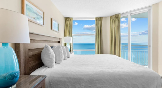Номер Standard с 3 комнатами с балконом и с красивым видом из окна Seaside Resort