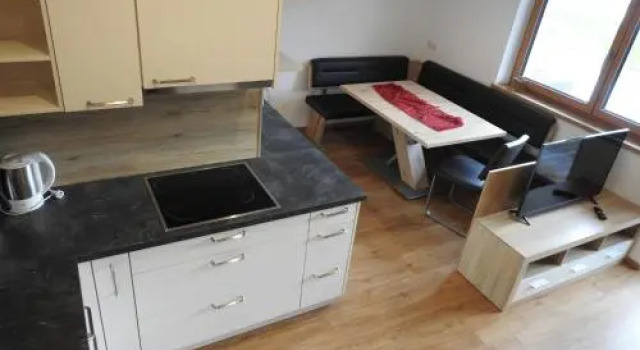 Ferienhaus Höllwarth, Забронировать Отель Отели в центре Штум, в центре
