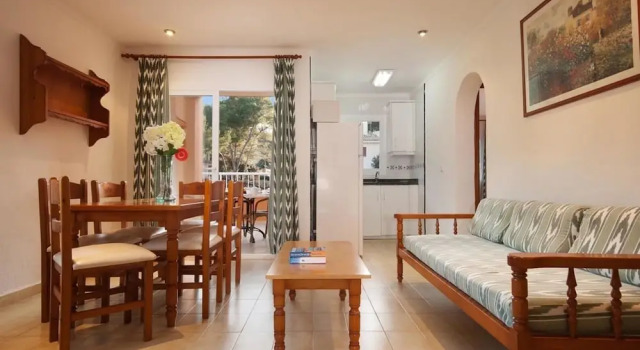 Апартаменты Apartment - 2 Bedrooms with Pool and WiFi - 103219