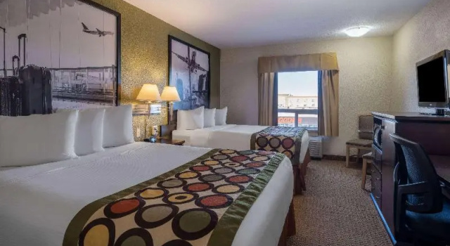 Четырёхместный номер Standard Super 8 by Wyndham Edmonton International Airport