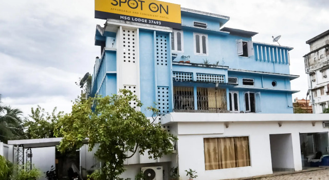 SPOT ON 37493 Msg Lodge, Buchen Sie Hotel Silchar Assam