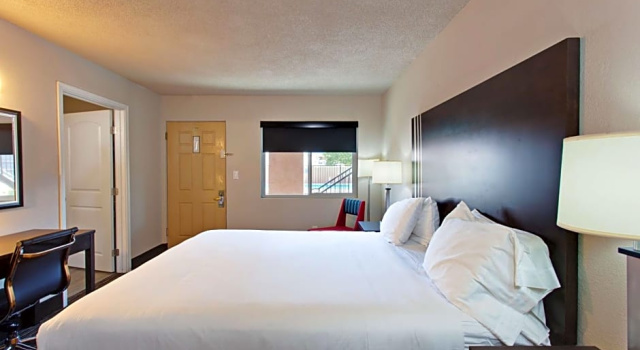 Двухместный номер Standard Days Inn by Wyndham Chowchilla Gateway to Yosemite